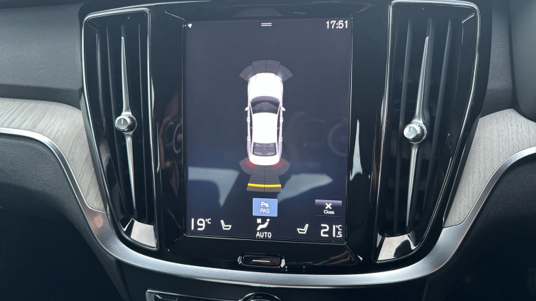 Volvo S60 2.0 T5 Inscription Plus 4dr Auto Petrol Saloon